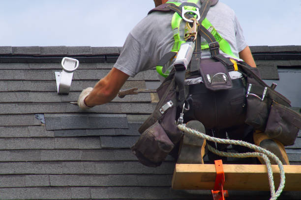 Best Best Roofing Contractors  in Iowa City, IA